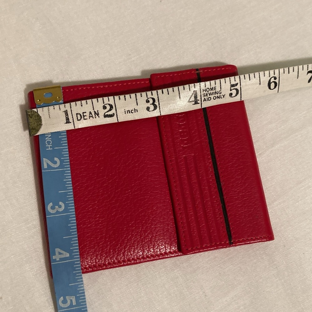 Ferrari Red Leather bifold Wallet made in Italy - Picture 12 of 16